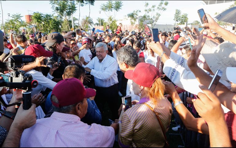 López Obrador pidió a sus seguidores que apoyen a la coalición Juntos Haremos Historia en todas las boletas, independientemente del cargo que esté en competencia. EL INFORMADOR/G. Gallo