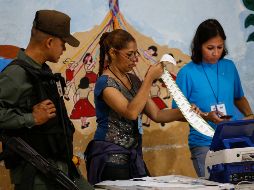 Expertos proyectaron una participación de 42% que, con la extensión de la votación, subiría a 48%. EFE/ C. Hernández