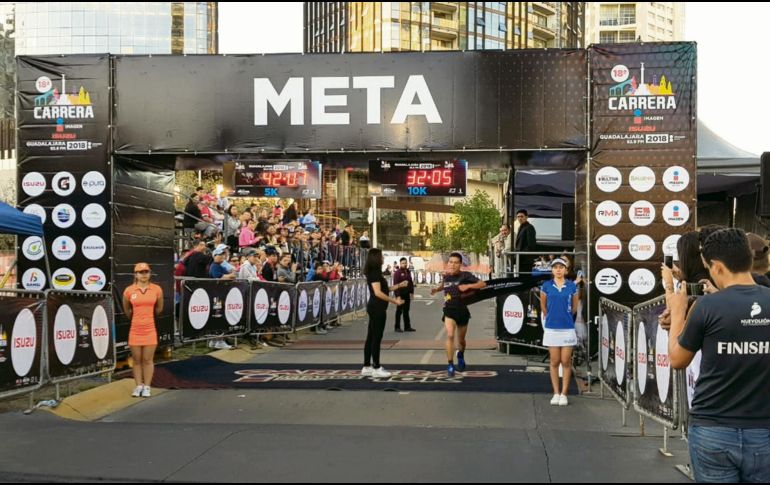 Triunfador. Israel Oropeza fue el más rápido de la decimoctava edición de la Carrera Imagen. EL INFORMADOR/A. Rodríguez