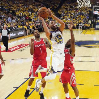 Los Warriors se imponen sin misericordia