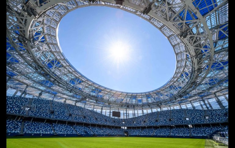 Interior del estadio Nizhny Novgorod en la ciudad rusa del mismo nombre. El inmueble albergará partidos del próximo Mundial de futbol 2018. AFP/M. Antonov