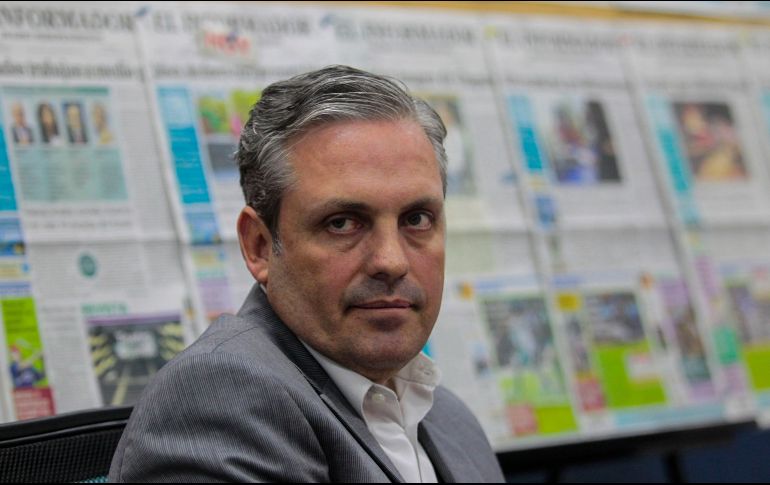 Mauricio Gudiño ofreció una rueda de prensa para hablar sobre las sanciones a la proveedora de medicamentos. EL INFORMADOR / ARCHIVO