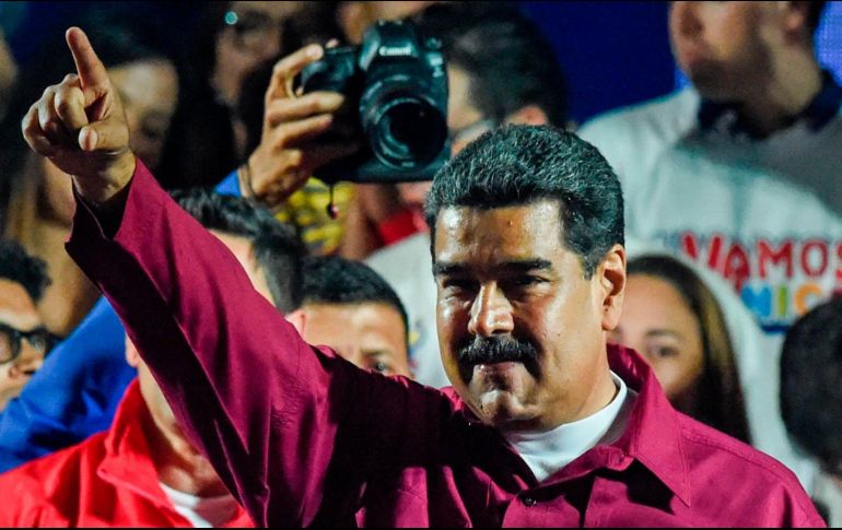 En represalia por la reelección de Maduro, Washington limitó la venta de deuda -incluidas las cuentas por cobrar- y activos públicos venezolanos en su territorio. AFP / J. Barreto
