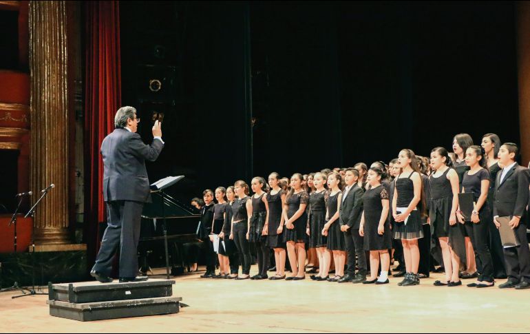 ECOS. Niños que participan en este programa. ESPECIAL