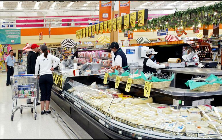 Las tiendas club y bodegas pequeñas se ven beneficiadas por sobre mercados y misceláneas. EL INFORMADOR/Archivo