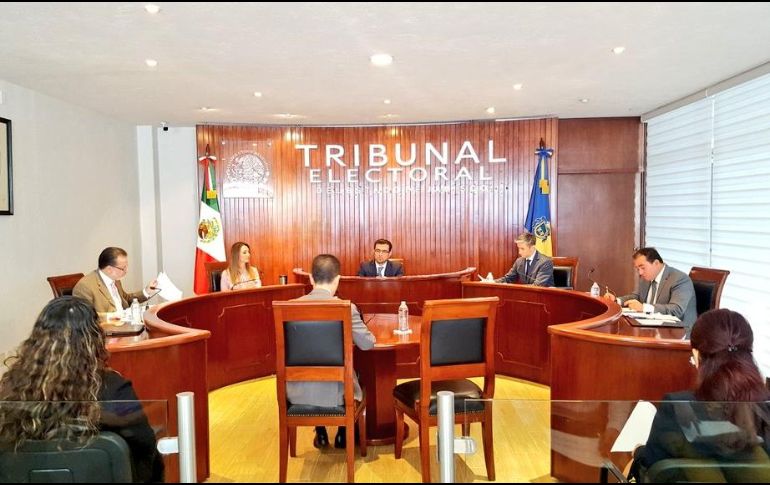 En la sentencia del Triejal, se advierte que el IEPC no explicó adecuadamente el motivo por el que no validó algunos de los apoyos presentados por la candidata. TWITTER / @Triejal_Jalisco