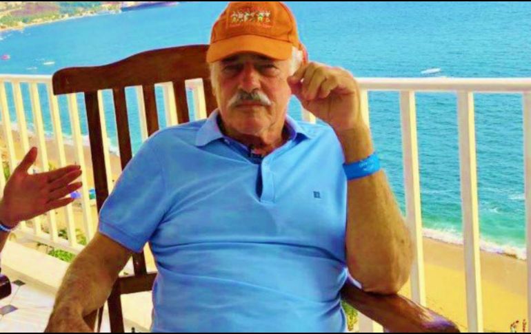 Tras la negativa de Durazo, Luisito Rey le pidió a García que lo ayudara, pero también lo rechazó. TWITTER / @LAUS_ESTRADA