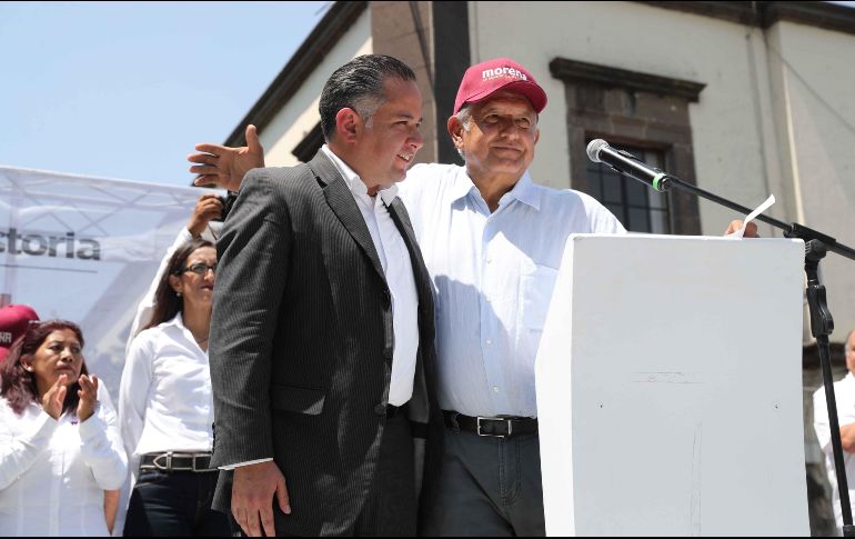 Nieto Castillo conoció a López Obrador apenas ayer martes, en un templete a las afueras de Guadalajara. SUN / V. Rosas
