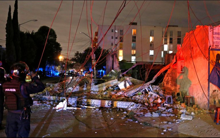 El jefe de Gobierno capitalino señaló que con estos recursos lo que se busca es dar cumplimiento a la Ley para la reconstrucción y apoyar a los damnificados. SUN / ARCHIVO
