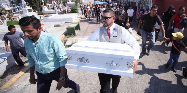 Habr&aacute; justicia, asegura Arist&oacute;teles a padre de Tadeo