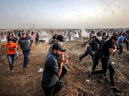 Las manifestaciones continuaron ayer, segundo viernes de Ramadán, pero con presencia más reducida que en semanas anteriores. EFE/M. Saber