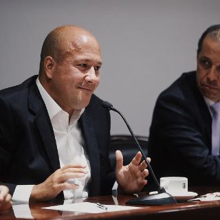 Proyecta Alfaro inversión para infraestructura social en Jalisco