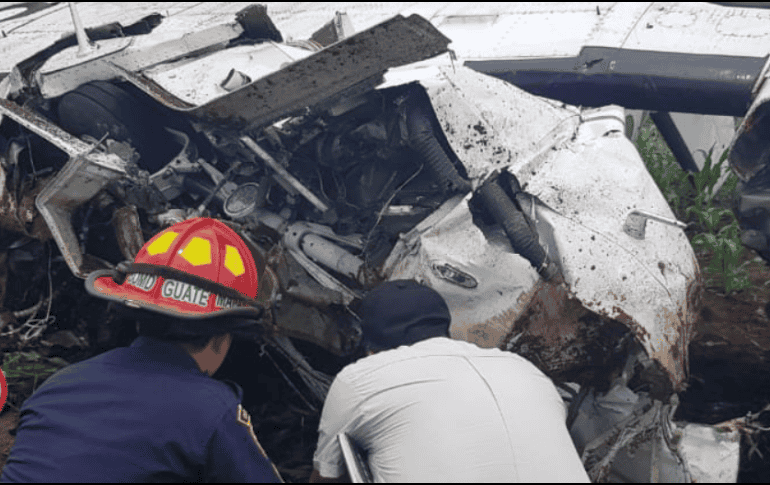 Como consecuencia del accidente, del que aún se desconocen las causas, perdieron la vida Diego Hernández, de 25 años, y Erick Gil Hernández, de 34 años. TWITTER / @CBMDEPTAL