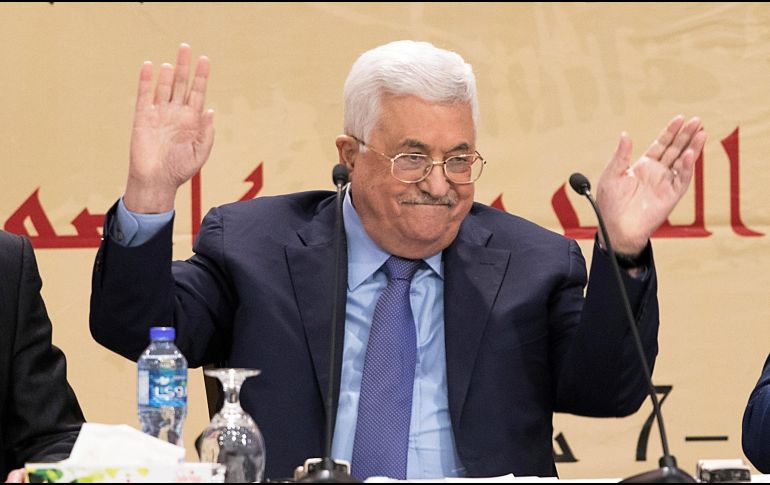 Foto de archivo del presidente palestino, Mahmoud Abbas, mientras asiste a una conferencia bajo el lema de 