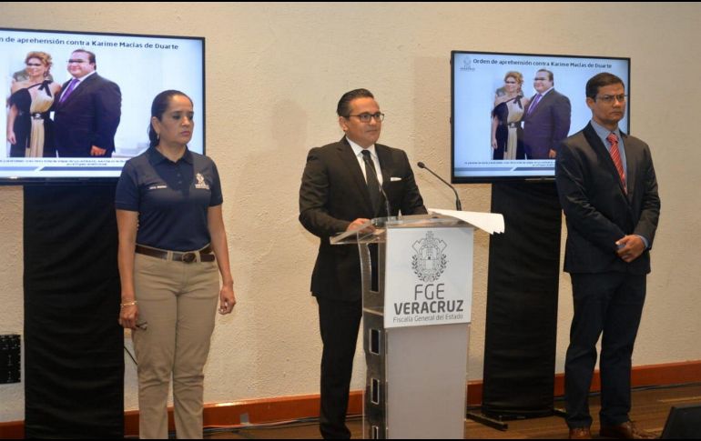 La Fiscalía General del Estado de Veracruz formula la solicitud, a la Procuraduría General de la República, de una Alerta Migratoria y publicación de la Ficha Roja. NTX