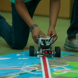 El MIT dará curso de verano para niñas y jóvenes de Jalisco