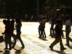 Las numerosas obras que se realizan en la ciudad y la carencia de áreas verdes incrementan la sensación de calor. EL INFORMADOR/Archivo