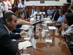 La Secretaría de Medio Ambiente reportó que en lo que va del año apenas se han verificado alrededor de 300 mil autos, lo que representa dos por ciento más que el año pasado.  TWITTER/ @LegislativoJal