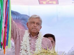 López Obrador prometió que bajará el salario de los de 