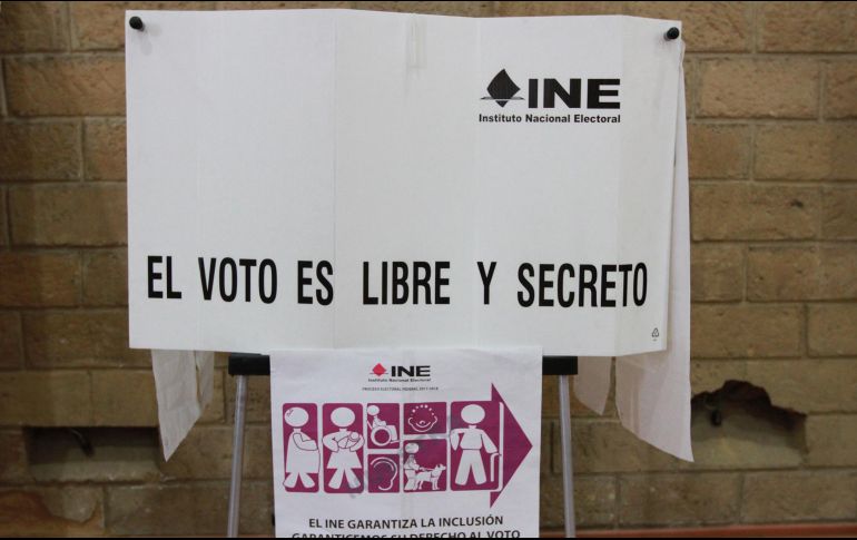En la Capital se instalarán 12 mil 998 casillas y el INE ya ha entregado nombramientos a 63.9 por ciento de los ciudadanos que serán funcionarios de mesas directivas de casillas. NTX / ARCHIVO