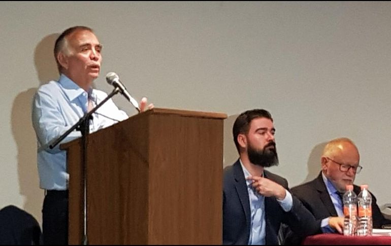 Romo dice que la inestabilidad del tipo de cambio peso dólar no es por la próxima elección sino por factores como la renegociación del Tratado de Libre Comercio. EL INFORMADOR / R. Rivas