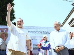 Uribe sostuvo que en el caso de que López Obrador sea presidente y Alfaro gobernador se tendrán que sentar a dialogar. TWITTER/ @AlbertoUribeC