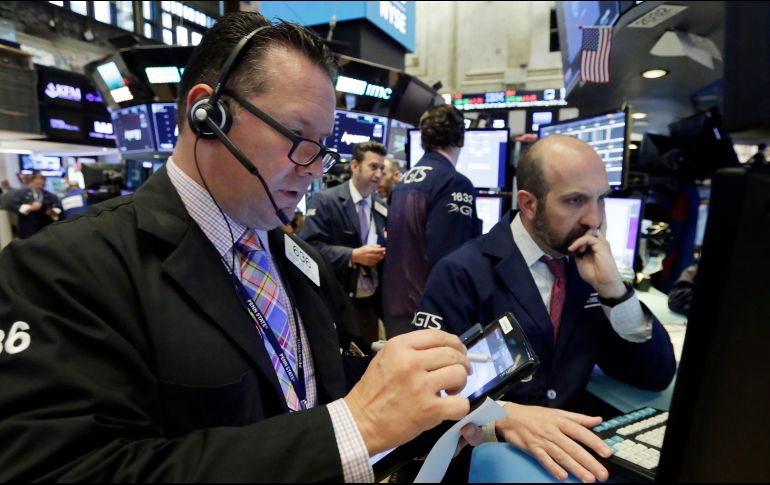 El Dow Jones subió 306.68 puntos, llegó hasta 24 mil 668.13 unidades. AP / ARCHIVO