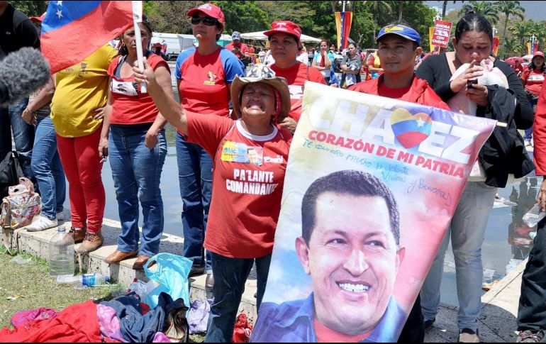 Los hechos se dieron en 2003, cuando sectores opositores recogieron más de tres millones de firmas para impulsar un referendo revocatorio del mandato de Chávez. NTX / ARCHIVO
