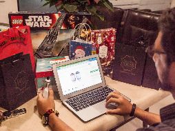 Cuando compras algo en línea es importante que des clic en la opción de ver los detalles de tu compra, para evitar cualquier cargo extra. EL INFORMADOR / ARCHIVO