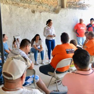 Establecer un centro de autopartes confiable, piden comerciantes a Delgadillo