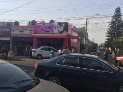 Cuando paramédicos arribaron al lugar confirmaron el deceso de quien era vecino de la zona. ESPECIAL / Policía de Tlaquepaque