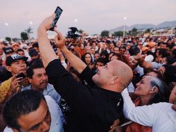 Alfaro se compromete a construir hospital regional en El Salto