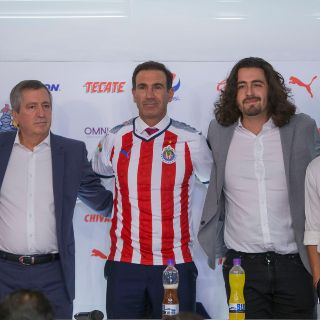 Cronología: así se desgastó la relación entre directiva de Chivas y Almeyda