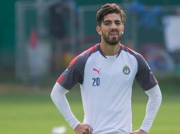 El volante rojiblanco tendrá que decidir su futuro a la brevedad, Monterrey o Europa, siendo el equipo regio el que más ofrece por sus derechos federativos. MEXSPORT / ARCHIVO