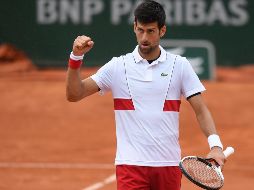 Tras un partido duro de tres horas y 48 minutos, Djokovic se enfrentará en los octavos de final a otro español, Fernando Verdasco. AFP / C. Archambault