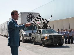 Este viernes salieron los primeros vehículos hacia los estados de Aguascalientes, Zacatecas, Durango, Chihuahua y Jalisco.  EFE/M. Guzmán