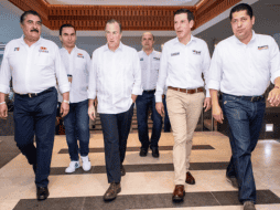 Castro Reynoso acompañó a José Antonio Meade en su gira por Puerto Vallarta. TWITTER / @micasrey