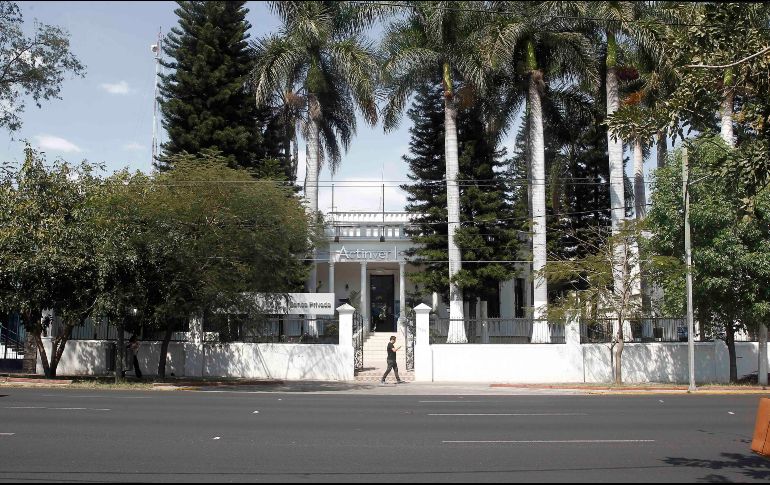 El Patronato del Centro podrá celebrar convenios con dueños de fincas de valor histórico para retirar marquesinas de las edificaciones. EL INFORMADOR / ARCHIVO
