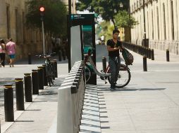 Con el éxito del programa MiBici, es común encontrar estaciones con muy pocos velocípedos disponibles. EL INFORMADOR/F. Atilano
