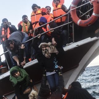 Mueren nueve refugiados tras naufragar en la costa turca