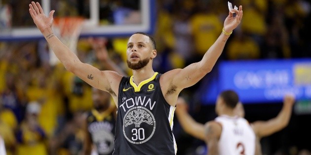 Los Warriors ponen el 2-0 ante los Cavs