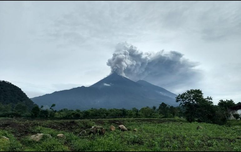El Volcán de Fuego está a 150 kilómetros de Chiapas en su parte más cercana. NTX
