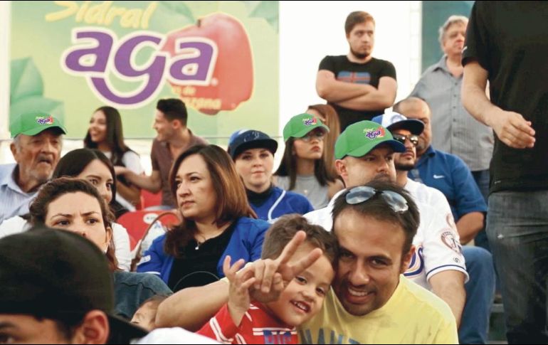 Sidral Aga agradeció a sus trabajadores con un festejo en el estadio de los Charros. ESPECIAL