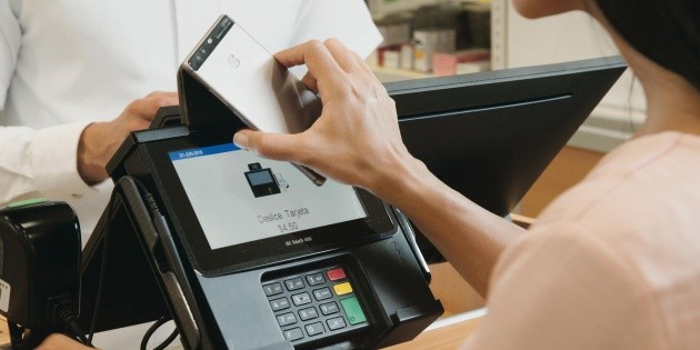 Lanza Farmacias Guadalajara servicio de pago con celular