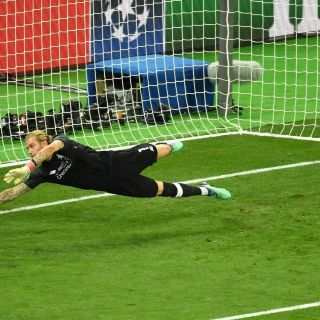 Karius sufrió conmoción cerebral durante final de la Champions, según doctores