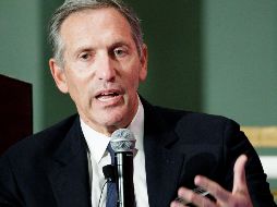 Schultz se retirará para disfrutar más tiempo con su familia y escribir un libro sobre el impacto social de Starbucks. EFE / ARCHIVO