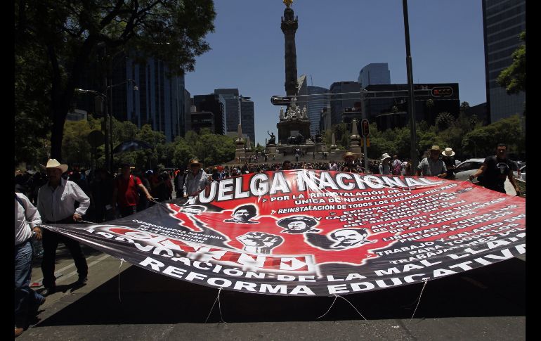 Los inconformes piden una mesa de negociación con autoridades. EFE/S. Gutiérrez