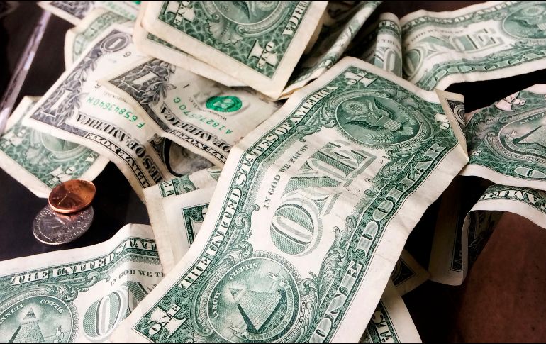 El peso mexicano fue la moneda de peor desempeño dentro de las pertenecientes a las naciones emergentes. AP/M. Lennihan