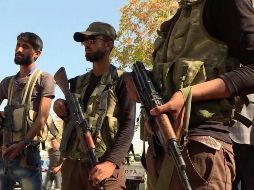 Informan que han muerto al menos 28 milicianos progubernamentales sirios y 16 miembros del EI en enfrentamientos en Deir al Zur. AP/ARCHIVO