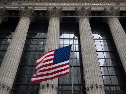 El índice industrial Dow Jones reporta una leve baja de 3.79 puntos (-0.02 por ciento) para colocarse en 24 mil 809.90 unidades. AP / ARCHIVO